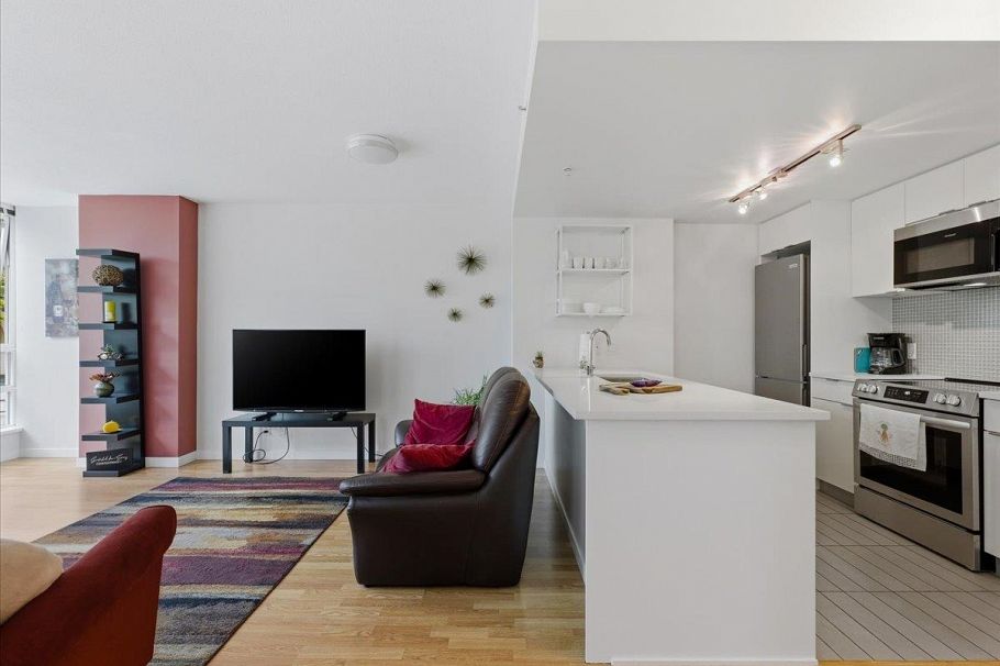 805 788 Hamilton Street Vancouver, BC - 4