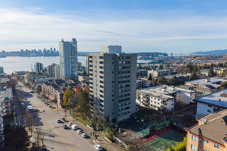 1205 110 W 4th Street North Vancouver, BC - 32