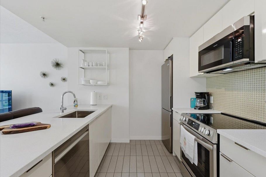 805 788 Hamilton Street Vancouver, BC - 3