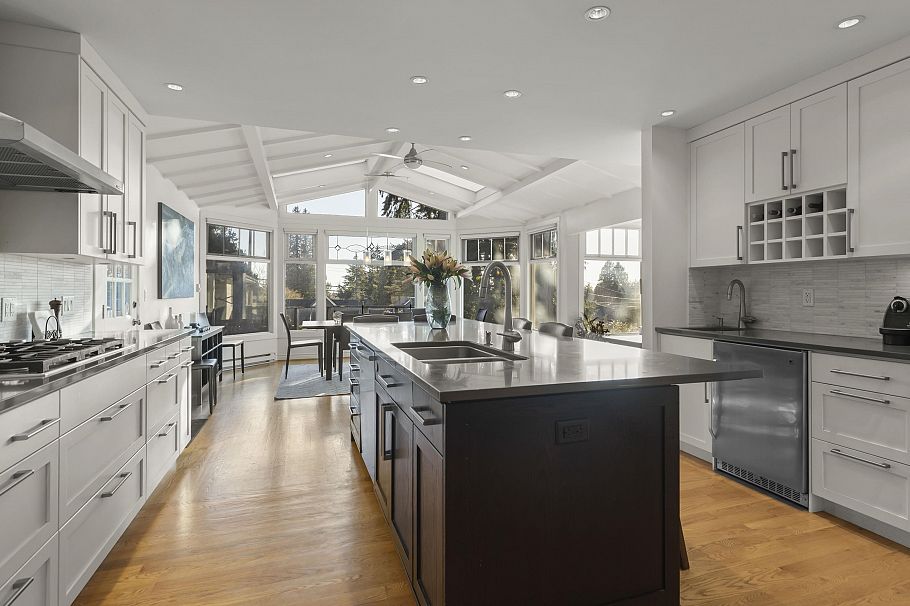 3862 W 38th Avenue Vancouver, BC - 20