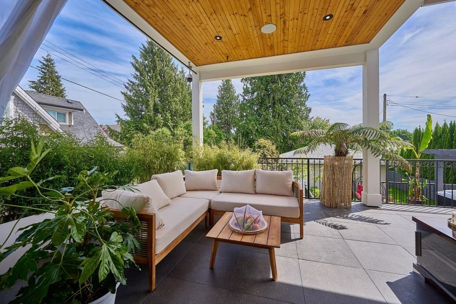 449 E 15th Street North Vancouver, BC - 7