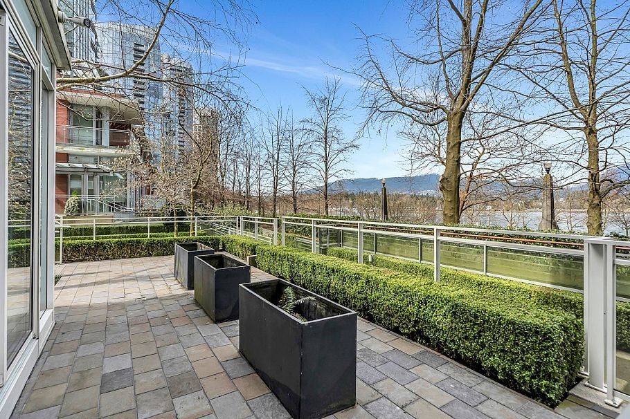 101 1139 W Cordova Street Vancouver, BC - 28