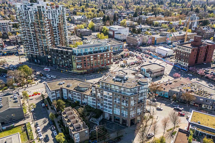 603 288 E 8th Avenue Vancouver, BC - 1