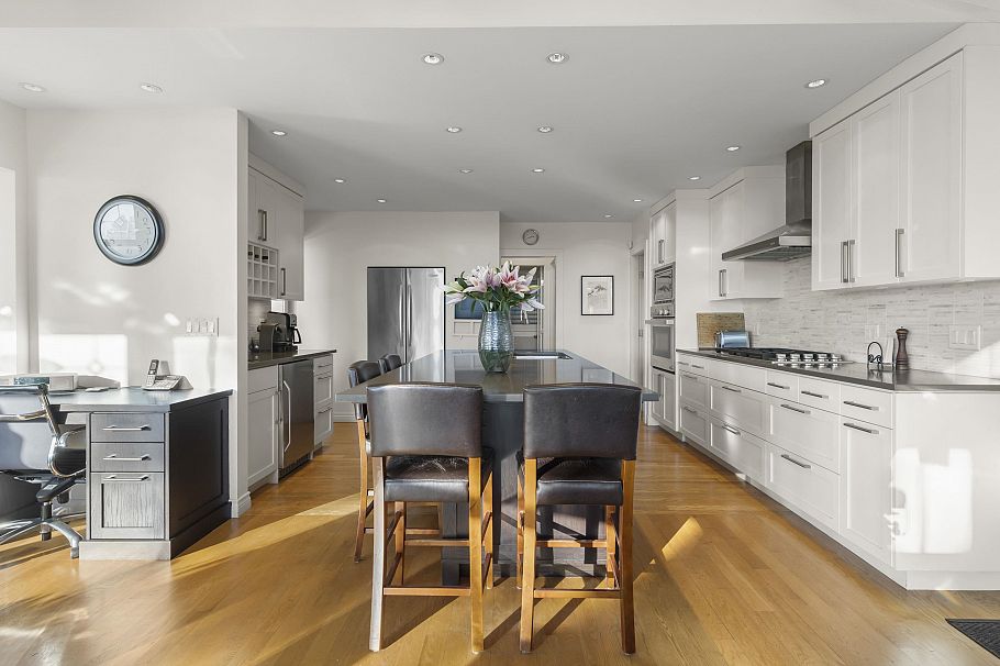 3862 W 38th Avenue Vancouver, BC - 16