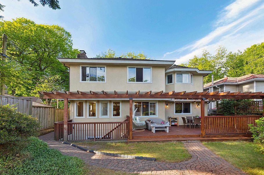 3478 W 28th Avenue Vancouver, BC - 34