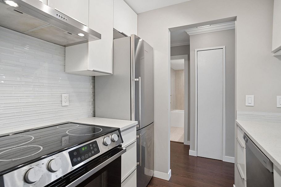 202 555 W 14th Avenue Vancouver, BC - 13