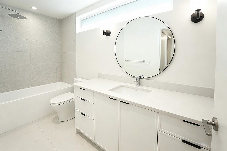 6840 Oak Street Vancouver, BC - 18
