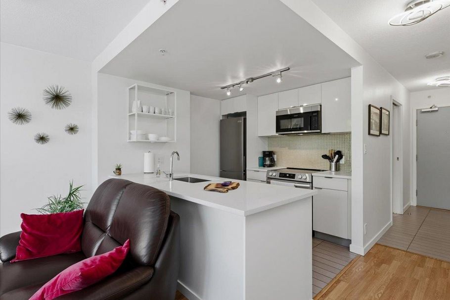 805 788 Hamilton Street Vancouver, BC - 5