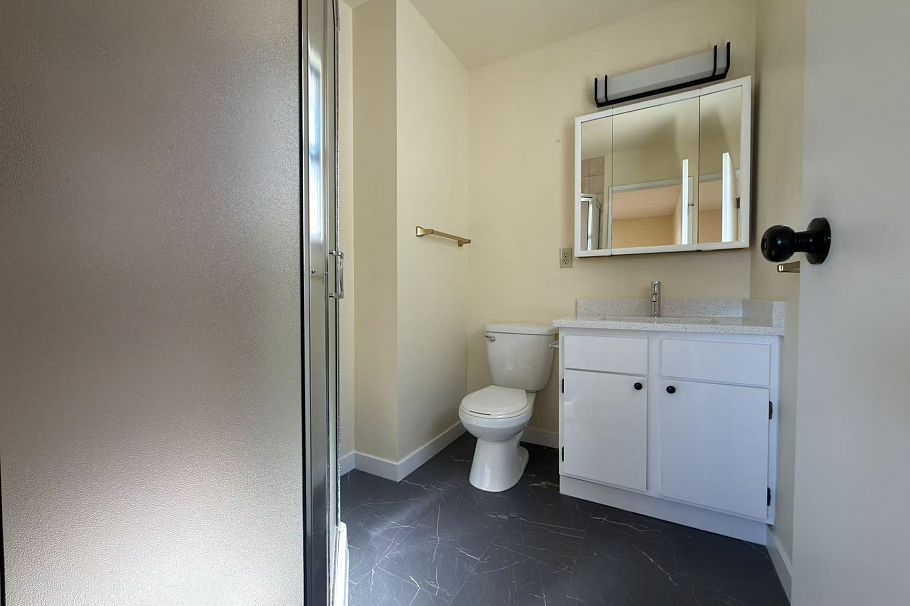 2175 E 54 AVENUE, Vancouver BC V5P 1Y5 Vancouver, BC - 9