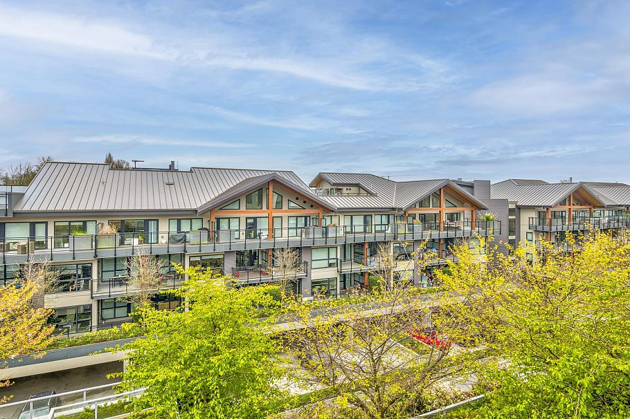 402 1061 Marine Drive North Vancouver, BC - 26