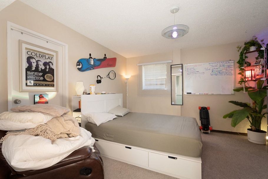 4131 W 16th Avenue Vancouver, BC - 15