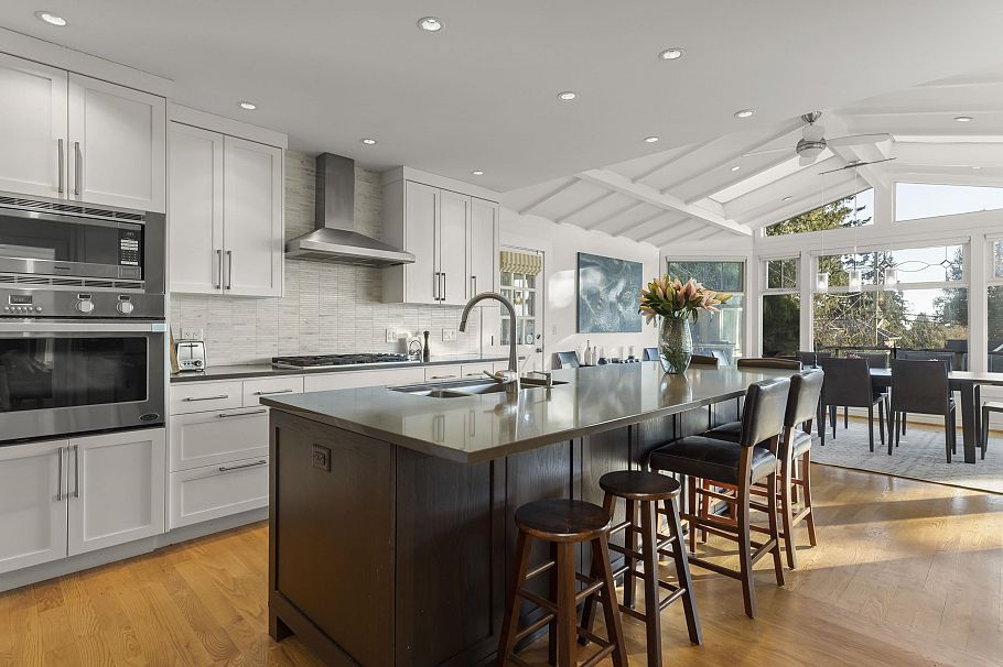 3862 W 38th Avenue Vancouver, BC - 19