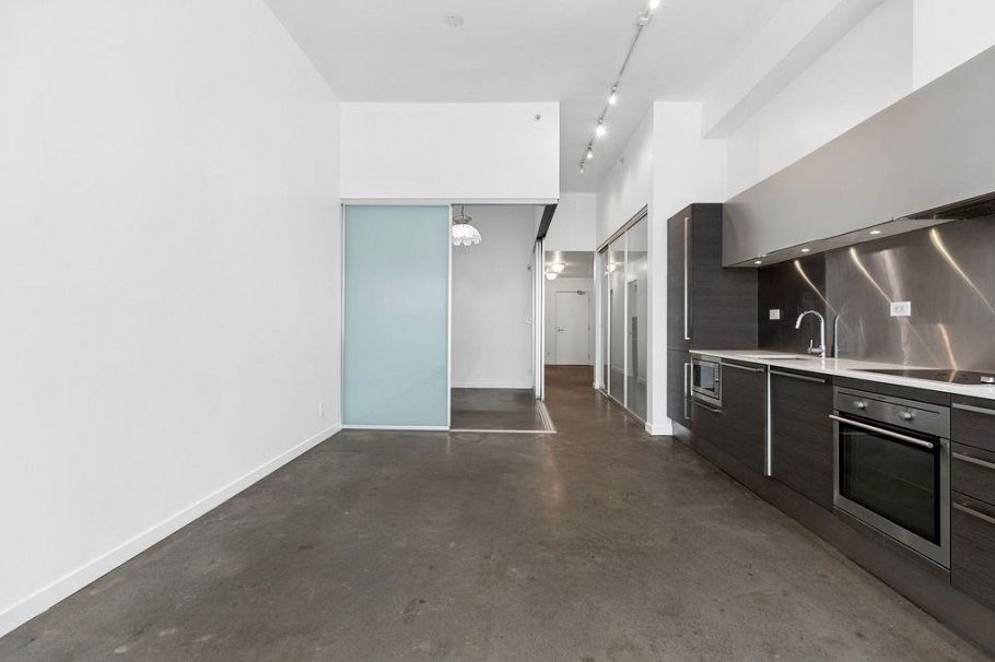 310 53 W Hastings Street Vancouver, BC - 17