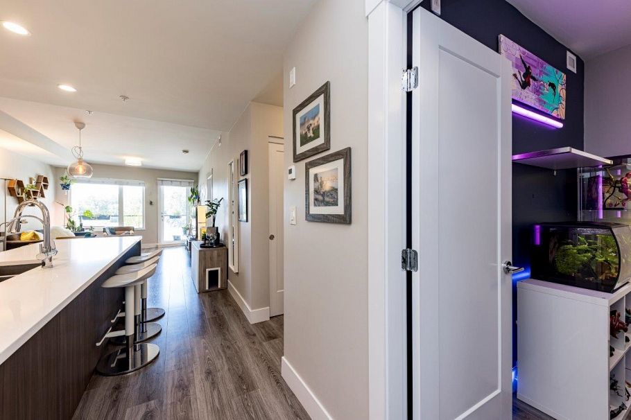 503 1496 Charlotte Road North Vancouver, BC - 4