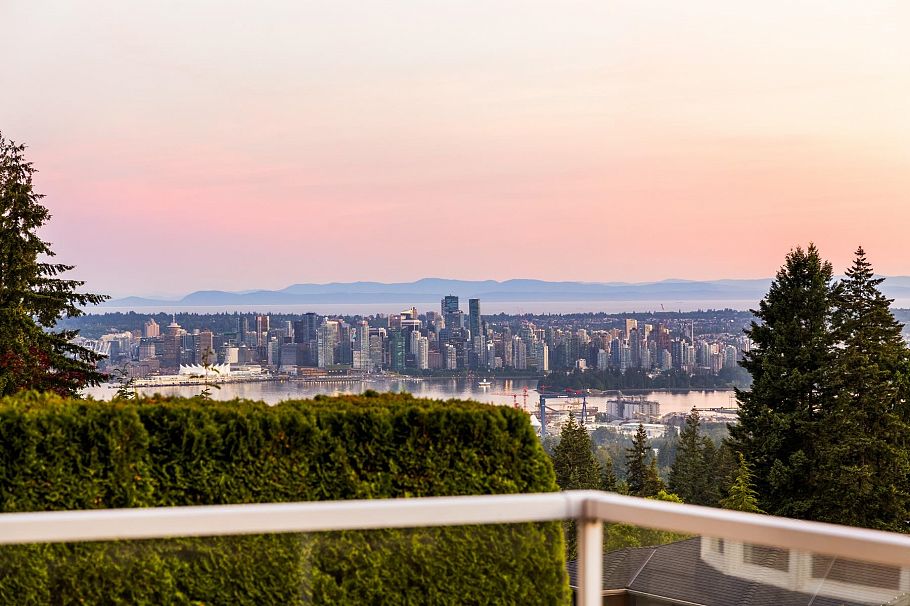 4350 Starlight Way North Vancouver, BC - 18