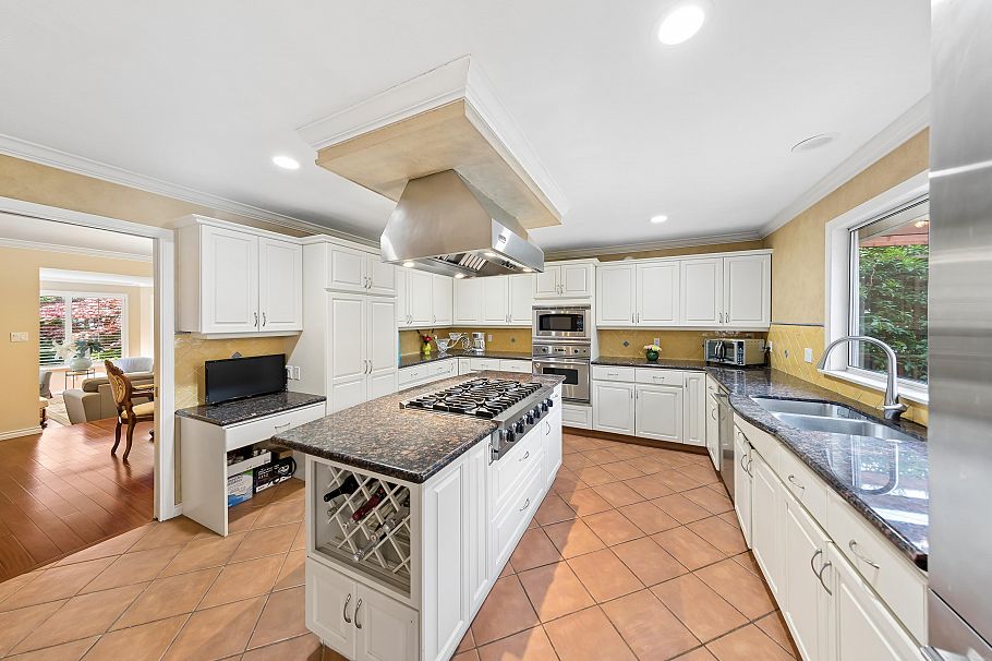 3478 W 28th Avenue Vancouver, BC - 14
