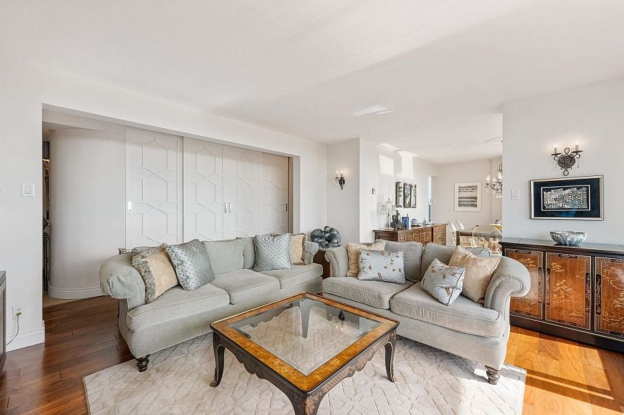 901 2350 W 39th Avenue Vancouver, BC - 6