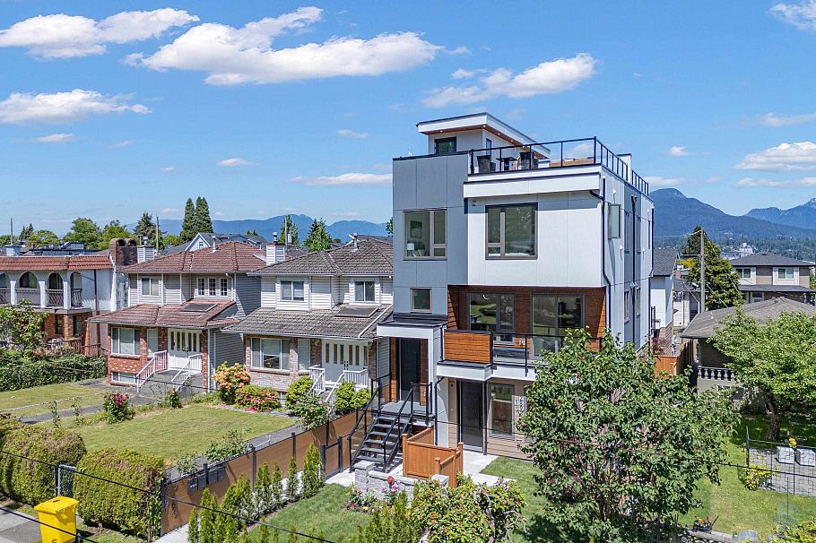2 2893 Eton Street Vancouver, BC - 24