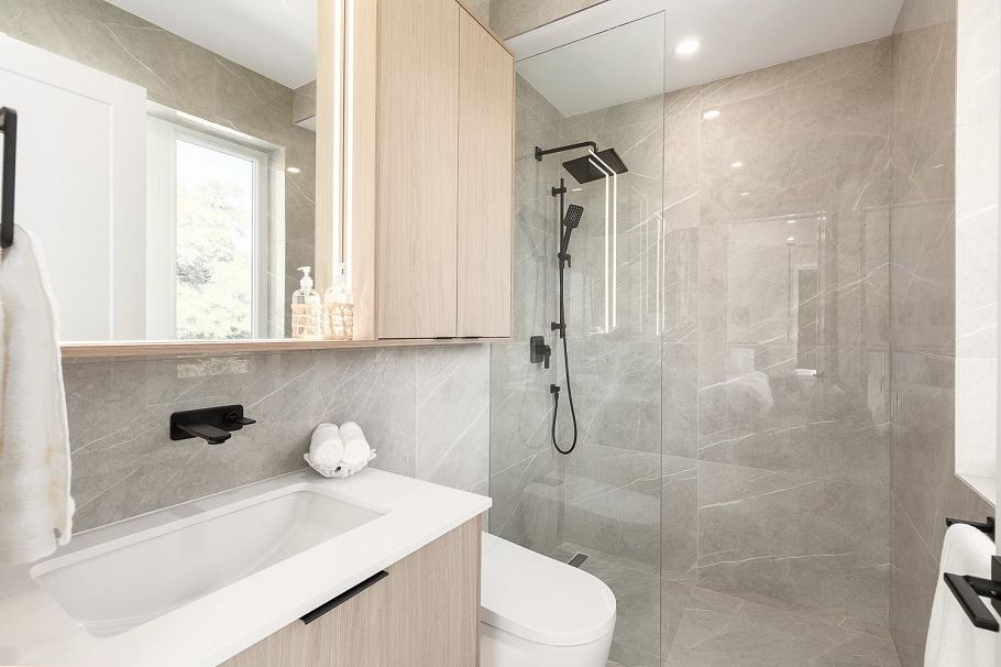 1 3536 W 14th Avenue Vancouver, BC - 12