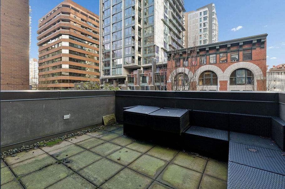 304 1102 Hornby Street Vancouver, BC - 34