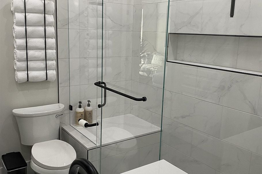 404 5605 Hampton Place Vancouver, BC - 16