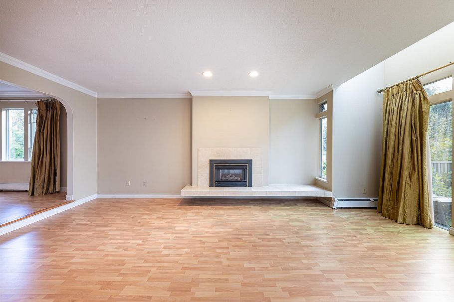 3979 W 33rd Avenue Vancouver, BC - 4