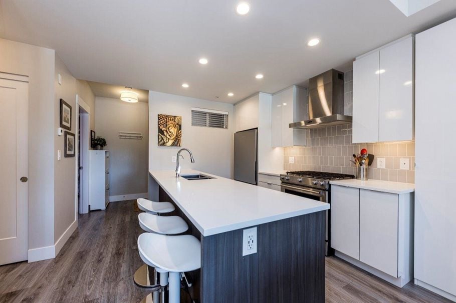 503 1496 Charlotte Road North Vancouver, BC - 6