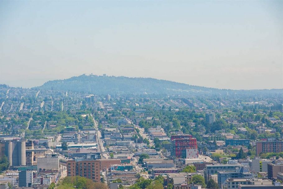 4003 128 W Cordova Street Vancouver, BC - 2