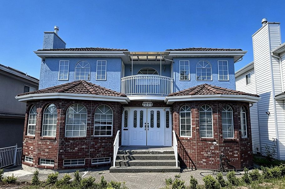 7275 Victoria Drive Vancouver, BC - 1