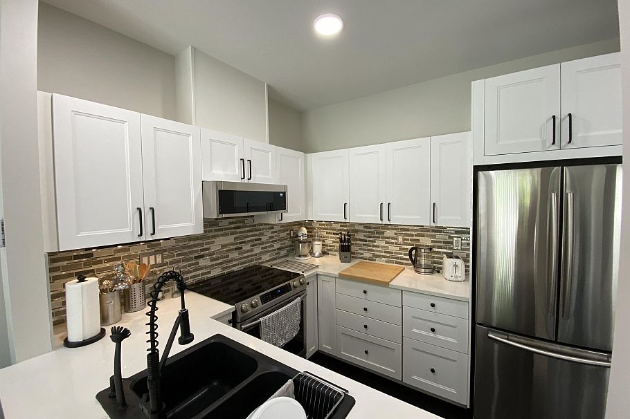404 5605 Hampton Place Vancouver, BC - 10