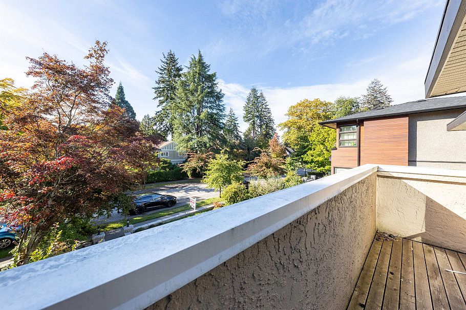 3979 W 33rd Avenue Vancouver, BC - 23