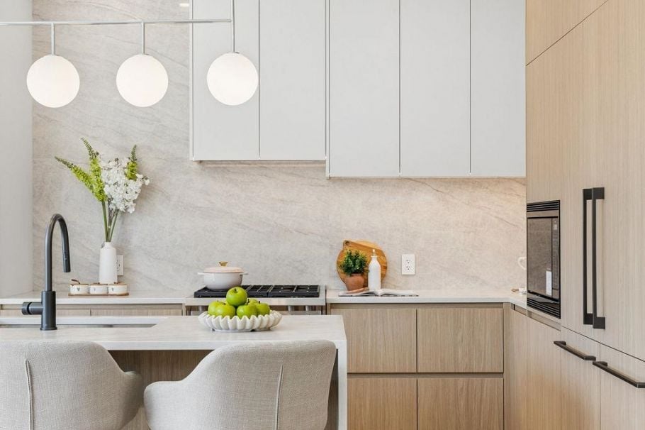 1 6040 Larch Street Vancouver, BC - 5