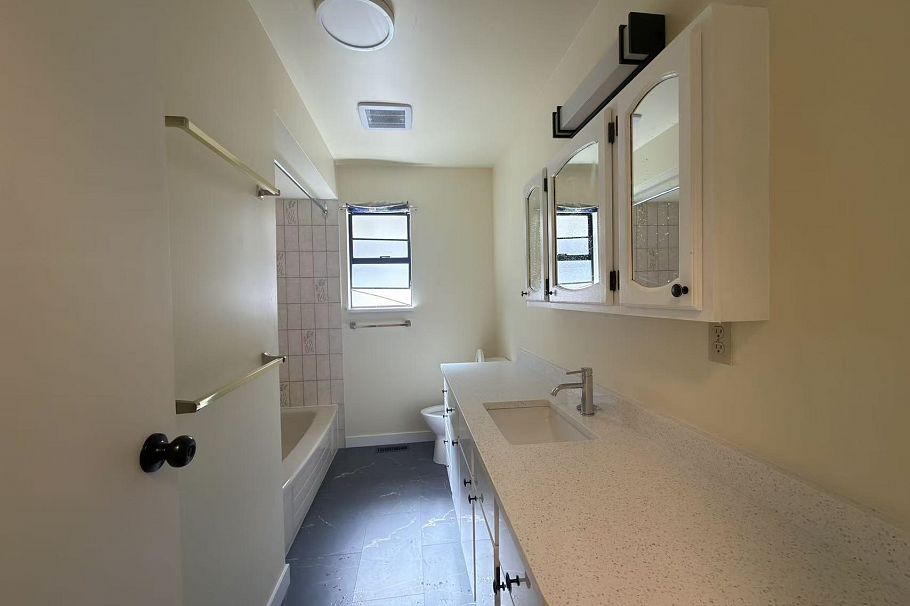 2175 E 54 AVENUE, Vancouver BC V5P 1Y5 Vancouver, BC - 11