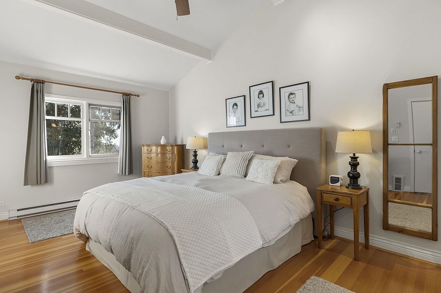 3862 W 38th Avenue Vancouver, BC - 22