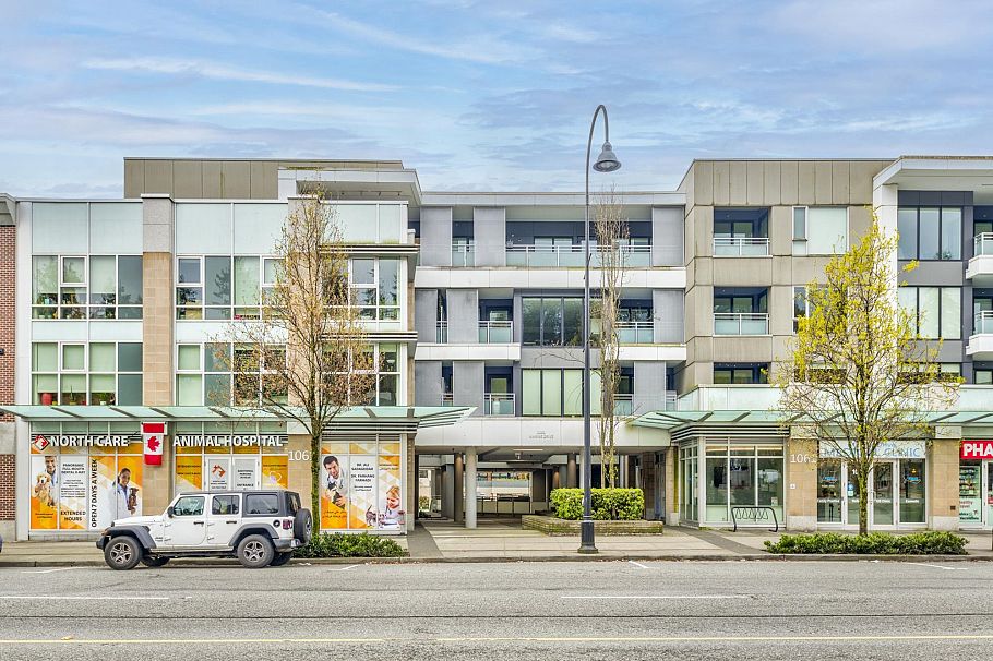 402 1061 Marine Drive North Vancouver, BC - 33