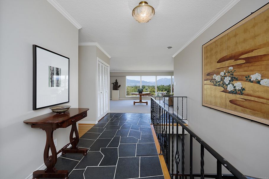 2291 W 32nd Avenue Vancouver, BC - 3