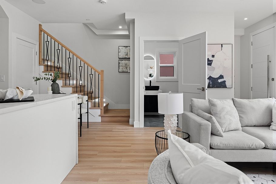 2371 Adanac Street Vancouver, BC - 9