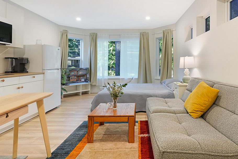 4990 Capilano Road North Vancouver, BC - 11