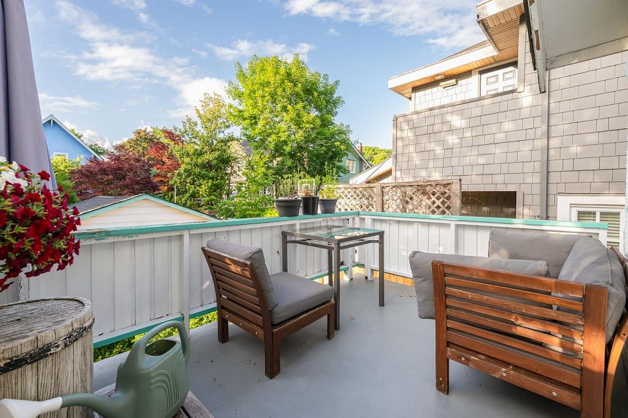 3627 W 7th Avenue Vancouver, BC - 20
