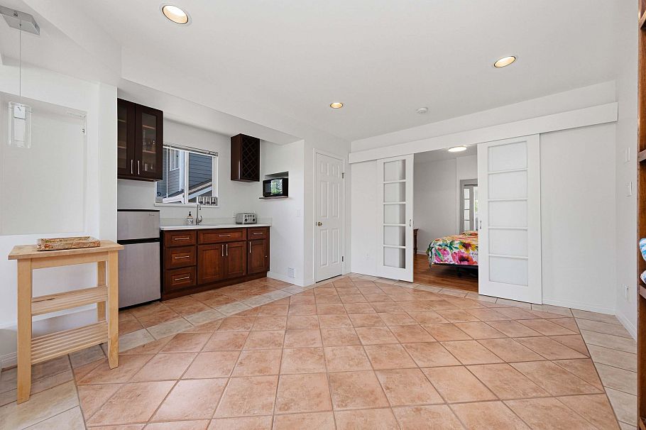 4150 Best Court North Vancouver, BC - 32