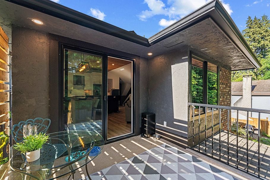 1430 Draycott Road North Vancouver, BC - 31