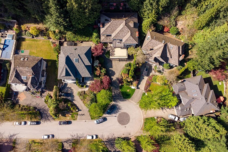 3973 Braemar Place North Vancouver, BC - 37
