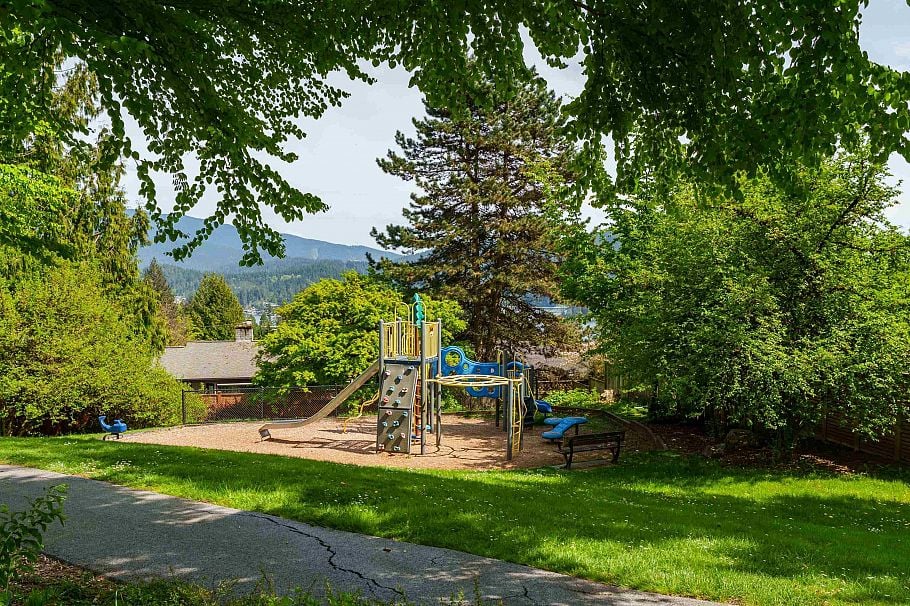 4150 Best Court North Vancouver, BC - 39