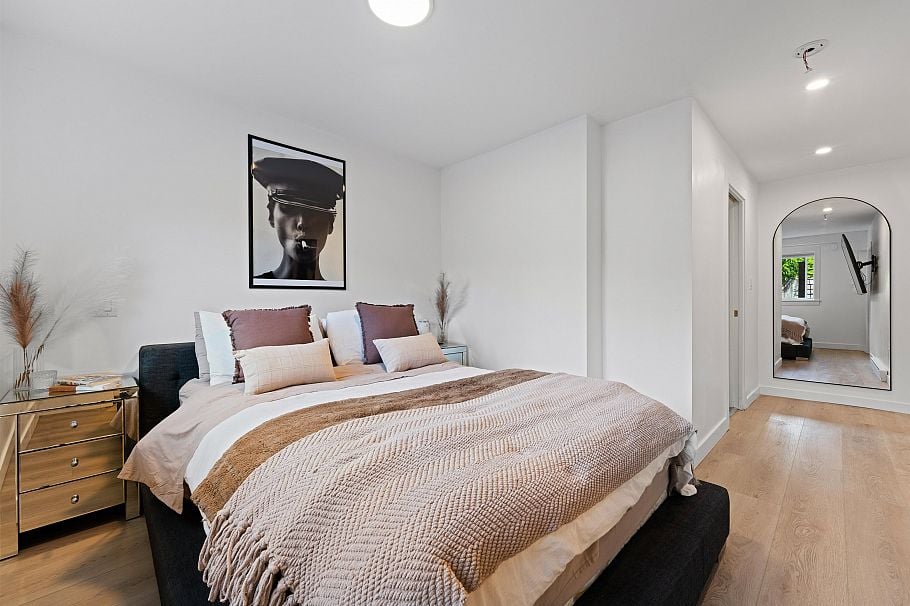 1430 Draycott Road North Vancouver, BC - 23