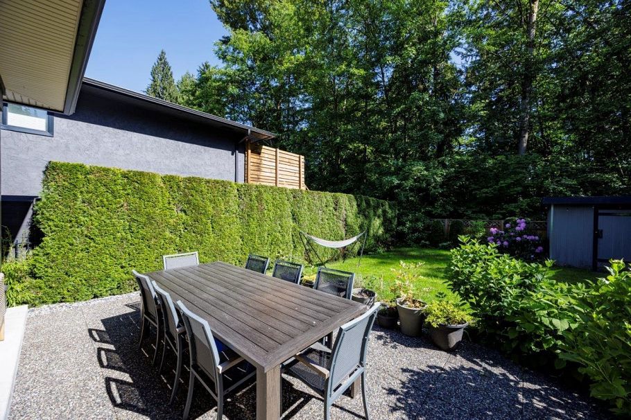 1426 Draycott Road North Vancouver, BC - 21