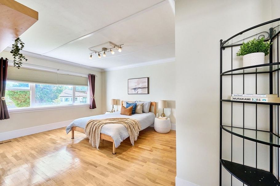 3081 E Georgia Street Vancouver, BC - 12