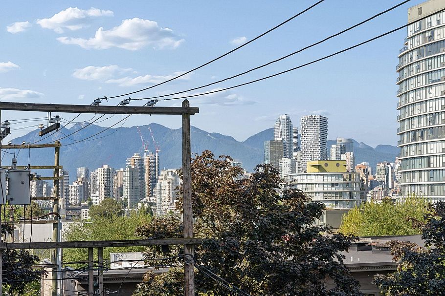 403 1530 W 8th Avenue Vancouver, BC - 17