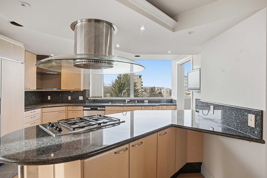 8 1350 W 14th Avenue Vancouver, BC - 13