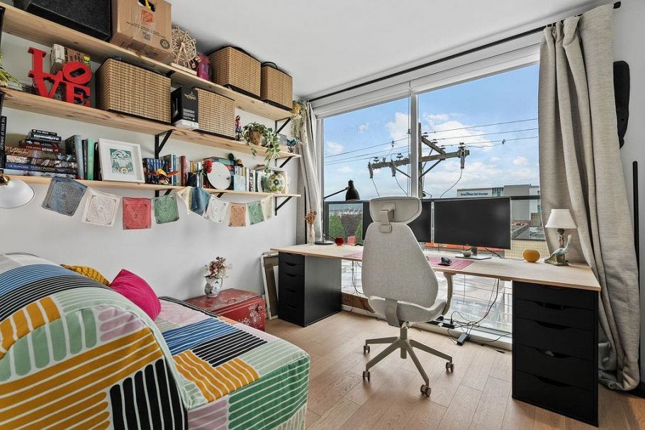 311 1647 E Pender Street Vancouver, BC - 22