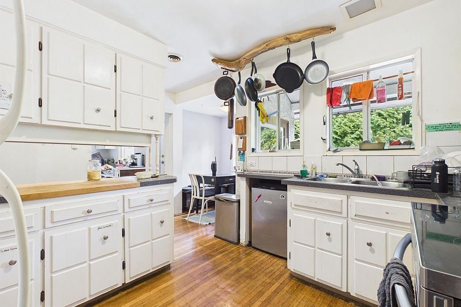 4370 Osler Street Vancouver, BC - 8